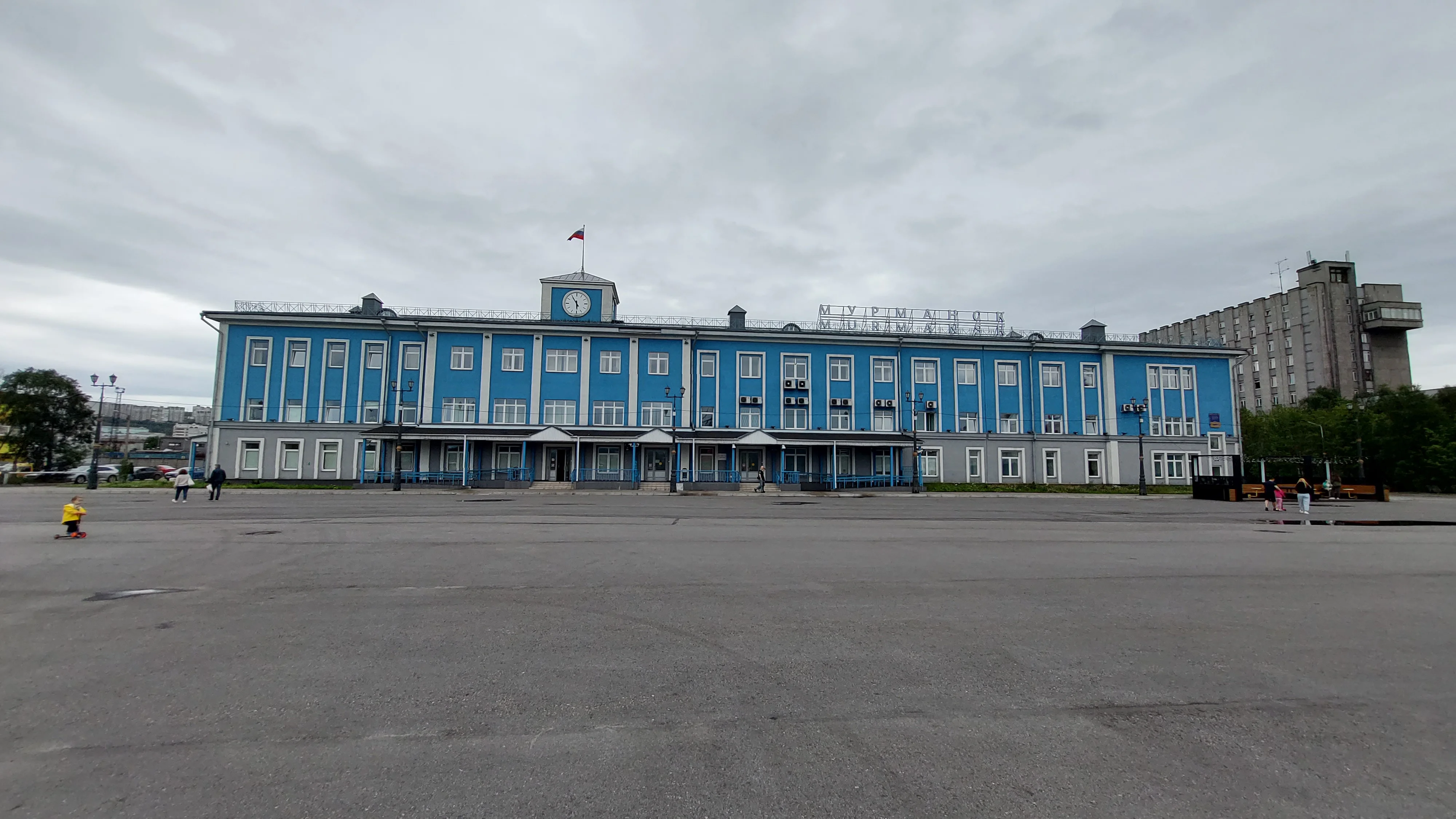 Галерея